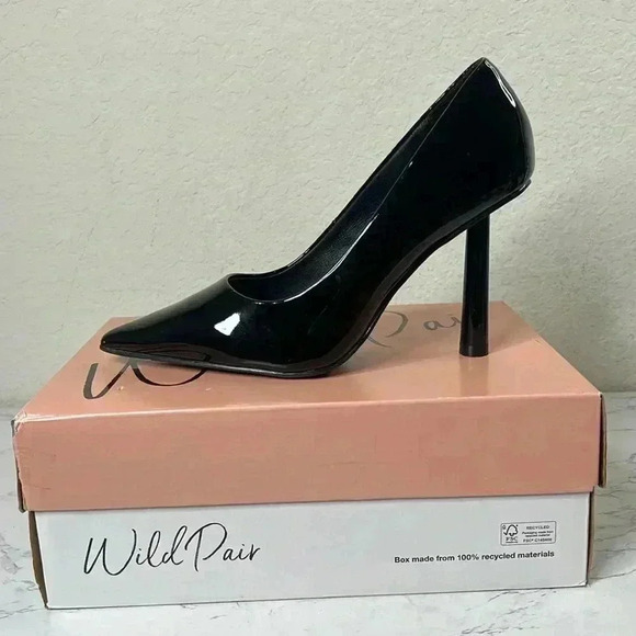 WILD PAIR Womens Black Taraa Pointed Toe Stiletto Slip On Pumps Shoes - Picture 3 of 10